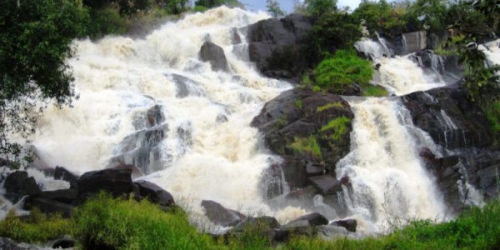 Aruu-Falls-e1571131720926